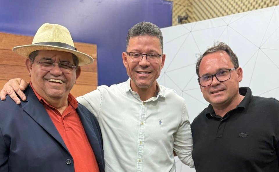 “Que Deus abençoe a todos vocês”, diz Marcos Rocha ao parabenizar jornalistas